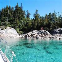 Exclusive Sailboat Trip through the Lakes of Bariloche