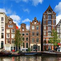 /images/asst/984/amsterdam_-_canal_and_boat_-662518-500.jpg