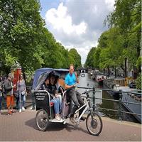 1,5 hours Amsterdam Rickshaw Tour