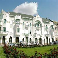 /images/asst/986/budapest_-_art_nouveau_walking_tour-779139-500.jpg