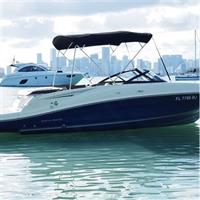 42 to 46 Ft Private Yacht Miami, rent for 2 our 4 hours, 12 ppl