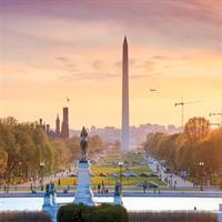 A Private Exploration of Washington&#x27;s Iconic Landmarks