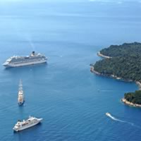 /images/packages/croatia/dubrovnik-boats-500.jpg