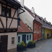 /images/packages/czechrepublic/prague-castlegoldenlane-500.jpg