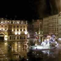 /images/packages/france/lyon_streetsatnight.jpg