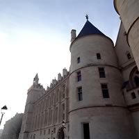 /images/packages/france/paris-buildings1-500.jpg