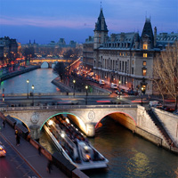 /images/packages/france/paris-seineriverdinnerandtour-500.jpg