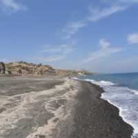 /images/packages/greece/santorini-monolithos-coastline-500.jpg