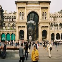 /images/packages/italy/milan-piazza-500.jpg