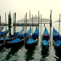 /images/packages/italy/venice-gondolas1-500.jpg