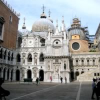 /images/packages/italy/venice-palace-500.jpg