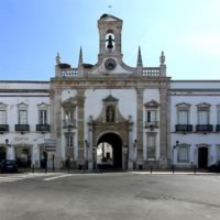 /images/packages/portugal/faro-arcodavilachurch-500.jpg