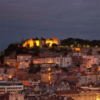 /images/packages/portugal/lisbon-nightview-500.jpg