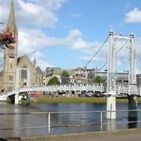 /images/packages/scotland/inverness-footbridge-500.jpg