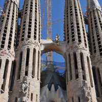 /images/packages/spain/barcelona-sacredfamilytower-500.jpg