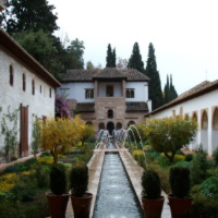 Alhambra Private/Small Group Tour &amp; Nasrid Palaces Skip the Line