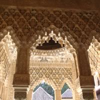 /images/packages/spain/granada-alhambrapatiodet-500.jpg