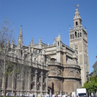 Alcazar, Cathedral, Santa Cruz Quarter, Bullring and River Cruise Tour in Seville