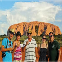 Ayers Rock Day Trip from Alice Springs Including BBQ Dinner
