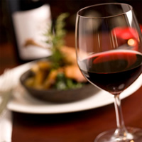 /images/packages1/austria/austria-wineglass-500.jpg