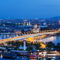 /images/packages1/austria/vienna-aerialeveningview-500.jpg