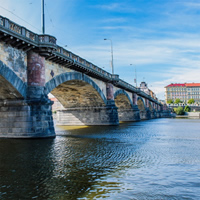 /images/packages1/czech_republic/prague-vltavariverbridge-500.jpg