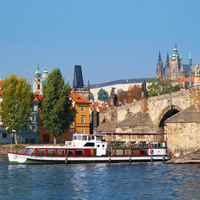 /images/packages1/czech_republic/prague-vltavarivercruisevieew-500.jpg