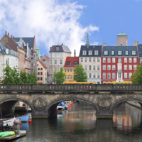 /images/packages1/denmark/copenhagen-canalbridgeview-500.jpg