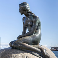 /images/packages1/denmark/copenhagen-littlememaid-500.jpg