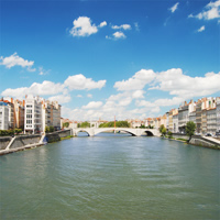 /images/packages1/france/lyon-bonapartebridge-500.jpg
