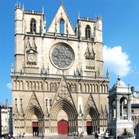 /images/packages1/france/lyon-saintjeancathedral-500.jpg