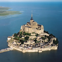 /images/packages1/france/normandy-montsaintmichelaerialview-500.jpg