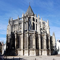 /images/packages1/france/tours_cathedral_quarter-500.jpg