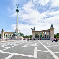 /images/packages1/hungary/budapest-heroessquareside-500.jpg