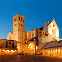 /images/packages1/italy/assisi-basilicadisanfrancesconightphoto-500.jpg