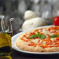 /images/packages1/italy/italy-pizzaandoliveoil-500.jpg