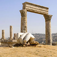 /images/packages1/jordan/jordan_amman-herculeshand-500.jpg