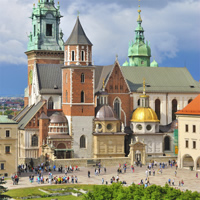 /images/packages1/poland/krakow-wawelcathedralfacade-500.jpg