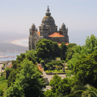 /images/packages1/portugal/porto-santaluziabasilica-500.jpg