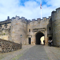 /images/packages1/scotland/stirling-stirlingcastleentrance-500.jpg