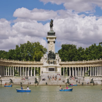 /images/packages1/spain/madrid-buenretiropark-500.jpg