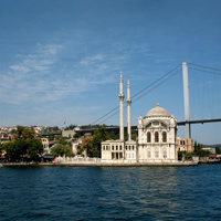 /images/packages1/turkey/istanbul-ortakoymosquefrombosphorus-500.jpg
