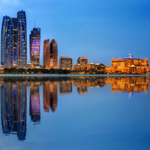 /images/packages1/uae/uae-abudhabi-nightview500.jpg