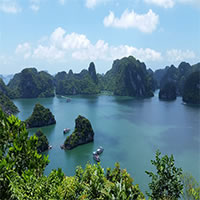 Vietnam - Halong Bay - Boats