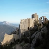 /images/sightseeing/france/carcassonne-catharcastleview-500.jpg