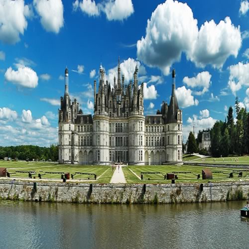 As history unfolds - Chambord Castle