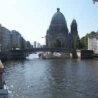 /images/sightseeing/germany/berlin_boattripcathedral_500.jpg